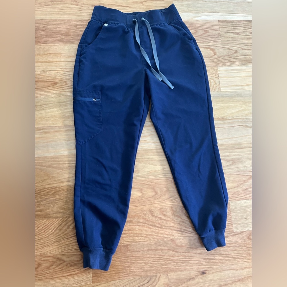 Figs Zamora High-Waisted Jogger scrub pants